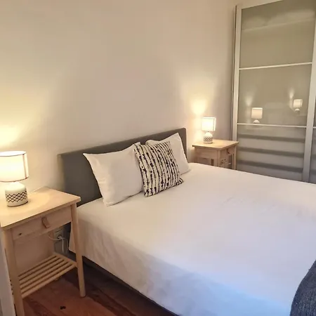 Avenida Terrace * Lisbon