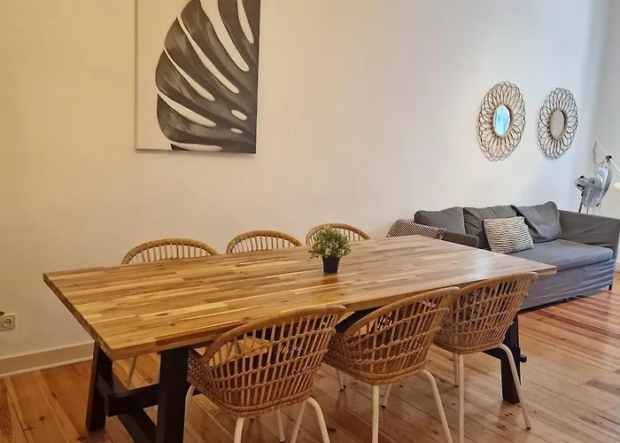 Avenida Terrace Apartment *